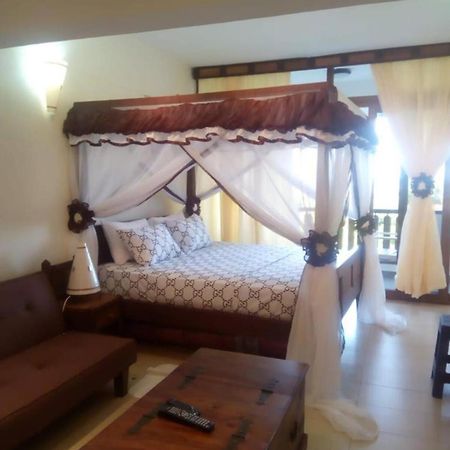 Golden Sands Resort Diani Beach Kültér fotó