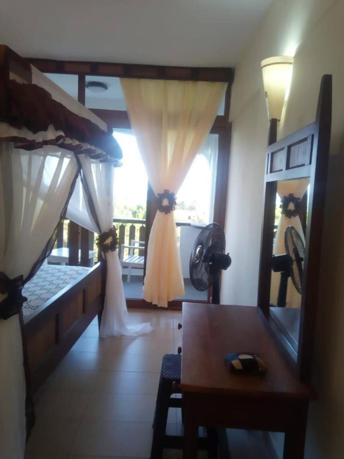Golden Sands Resort Diani Beach Kültér fotó
